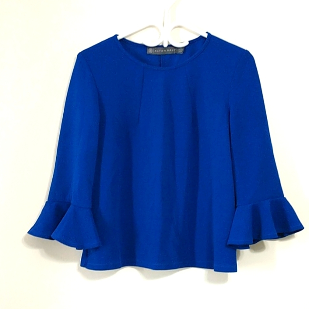 Alton gray top